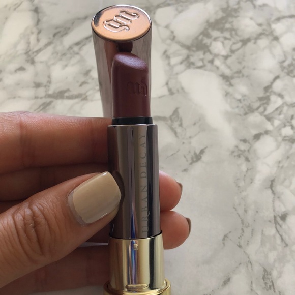 🌼 2/$15 Urban Decay Lipstick in Tampered - Picture 5 of 5